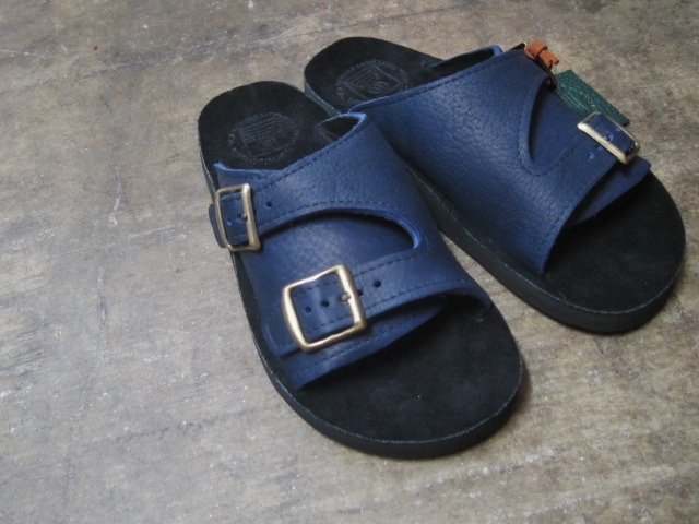 もう・・・そろそろ良いんでは!★? By THE SANDAL MAN 別注 (BEACH W STRAP)_d0152280_23382279.jpg