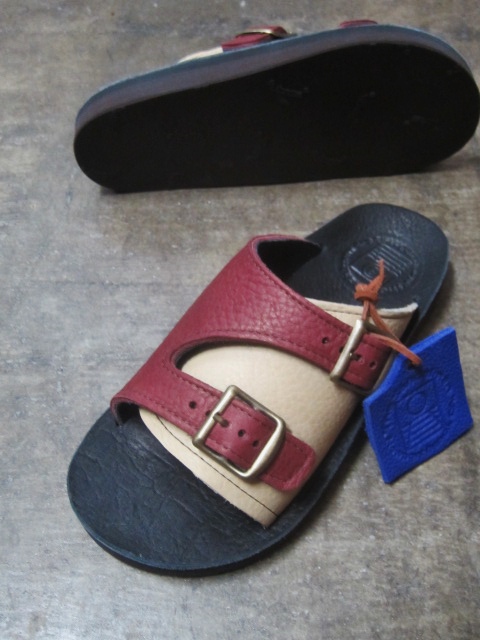 もう・・・そろそろ良いんでは!★? By THE SANDAL MAN 別注 (BEACH W STRAP)_d0152280_23393772.jpg