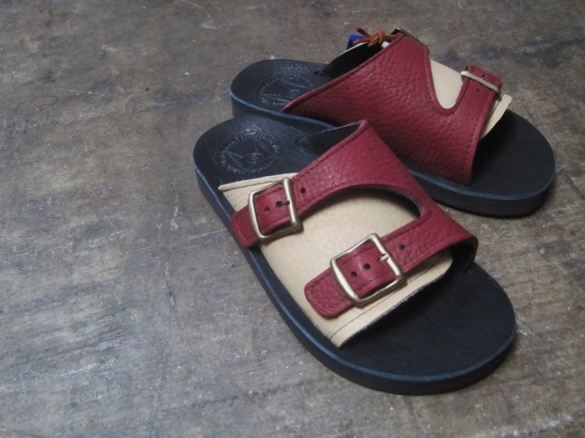 もう・・・そろそろ良いんでは!★? By THE SANDAL MAN 別注 (BEACH W STRAP)_d0152280_23394536.jpg