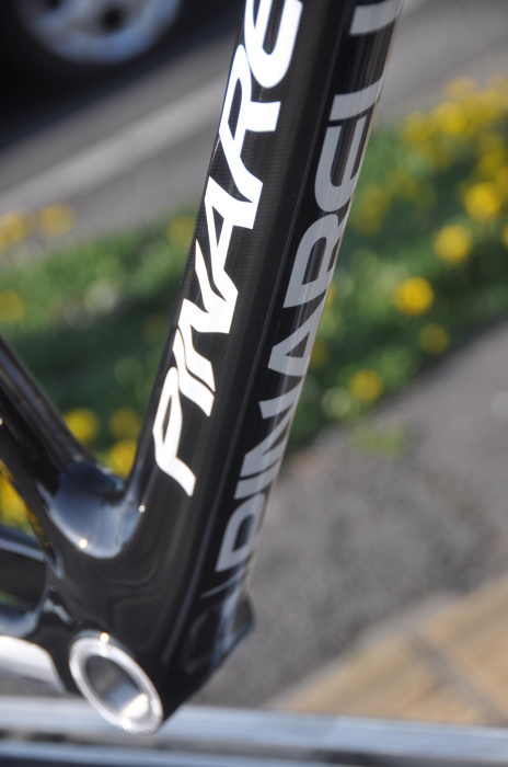 PINARELLO  DOGMA65.1　ツール記念車_b0246207_08322746.jpg