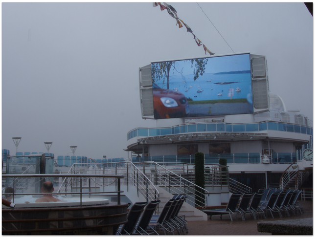 東カリブ海クルーズ(9) いよいよ出航_d0210324_7495840.jpg