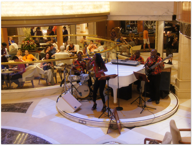 東カリブ海クルーズ(9) いよいよ出航_d0210324_7501162.jpg