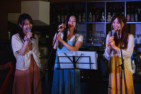 「ふぉと絵にい展」最終日〜KOCOAコラボライブ_b0175635_056391.jpg