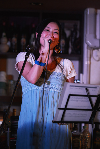 「ふぉと絵にい展」最終日〜KOCOAコラボライブ_b0175635_0564546.jpg