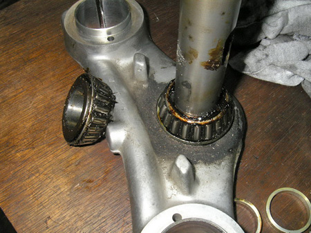 BMW R100RS カウルを外してみた_e0218639_1128967.jpg