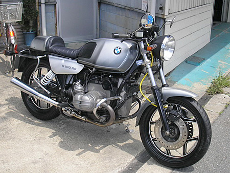 BMW R100RS カウルを外してみた_e0218639_11372063.jpg