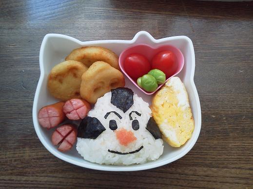 キャラ弁 おむすびまん ねことハンドメイドとお庭の記録帳 ゚ キャラ弁 おむすびまん ねことハンドメイドとお庭の記録帳 ゚