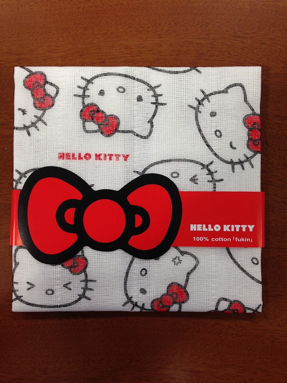 HELLO KITTY_d0132673_1621836.jpg