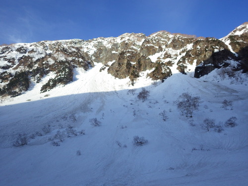 雪の中へ、風の中へ…。〜残雪期槍ヶ岳山行〜（2日目） 1/2_a0094280_17421379.jpg