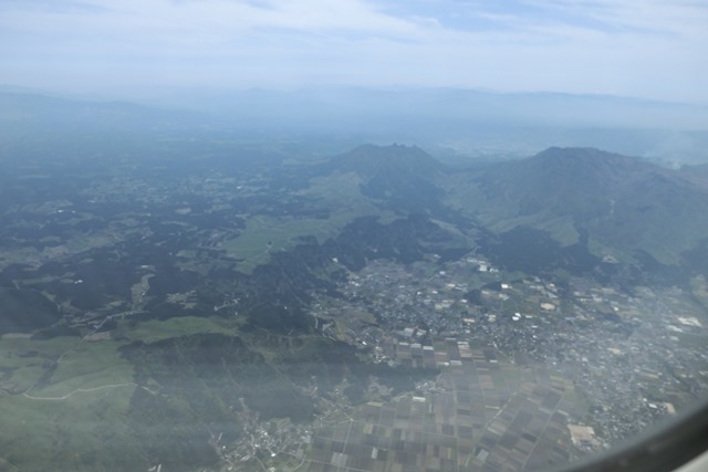 小保方晴子STAP細胞論議全日空で富士山を観ながら、日本の美しさに感謝若者たちの明日に幸せを祈る_d0181492_11115815.jpg