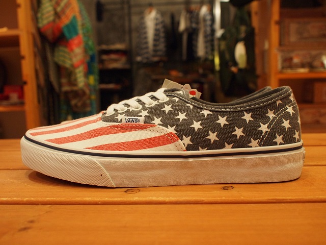 \"VANS\"NEWアイテムのご紹介♪_f0191324_2263630.jpg