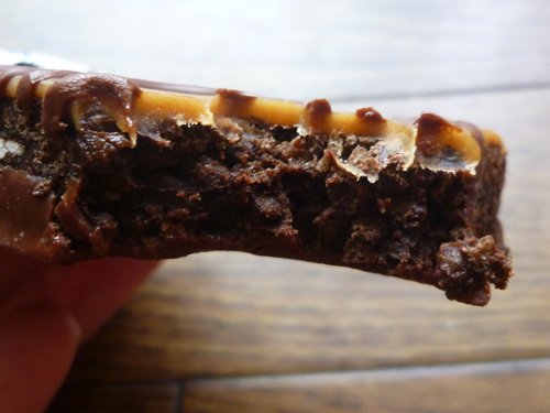 Luna Bar Caramel Nut Brownie_c0152767_2138623.jpg
