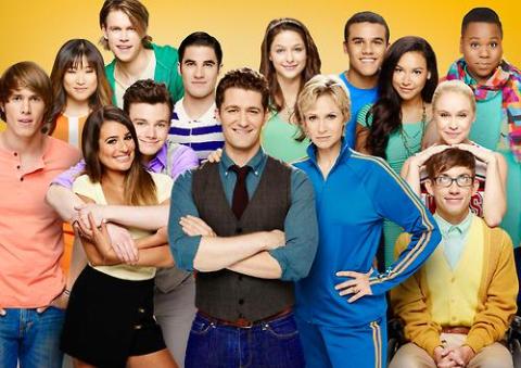 『Glee』シーズン5フィナーレ！～第18～最終回20話あらすじおさらい!_a0107674_10251377.jpg