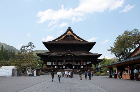 戸隠 善光寺 懐かしい長野市巡り _e0000910_12372611.jpg
