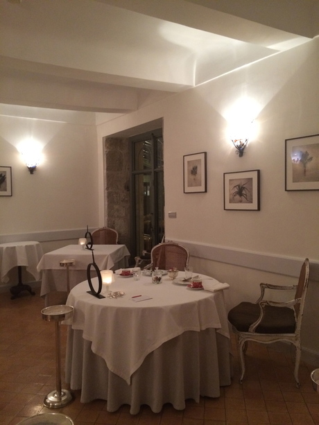 dinner : Hostellerie de L\'Abbaye de La Celle - オステルリー・ド・ラベイ・ド・ラ・セル③_a0231632_16143631.jpg