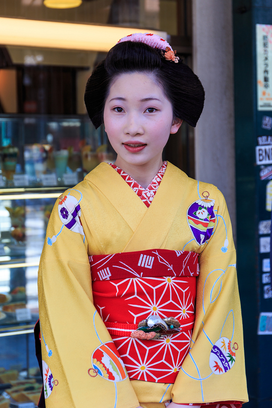 半だら挨拶回り／多麻・まめ菊さん（祇園甲部）_f0155048_034735.jpg