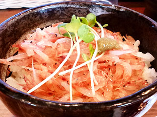 麺や@米子 ★★☆ (春のえび塩ラーメン&桜えび丼)_f0080612_19393366.jpg