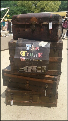 The  Trunk  Market へ_c0208725_2092812.jpg