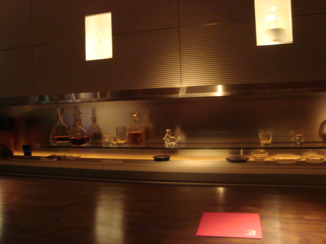 丸の内「B bar」へ行く。_f0232060_3102654.jpg