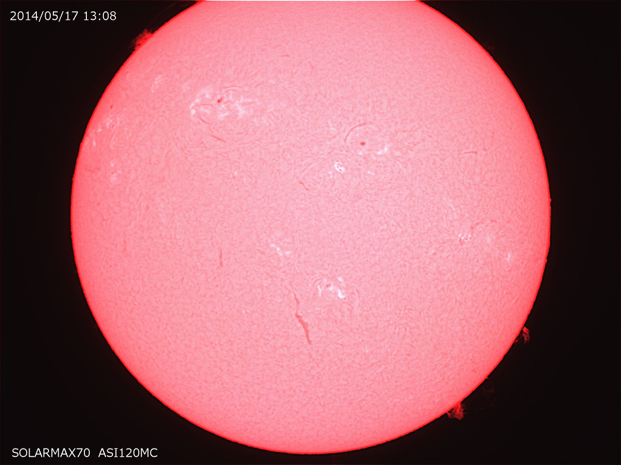 新機材で太陽を撮ってみた_a0095470_16535472.jpg