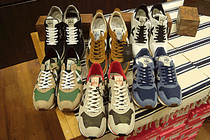 メイドインスペインのスニーカーmnich ミュニック Walkrunnerなんばcity店 メイドインスペインのスニーカーmnich ミュニック Walkrunnerなんばcity店