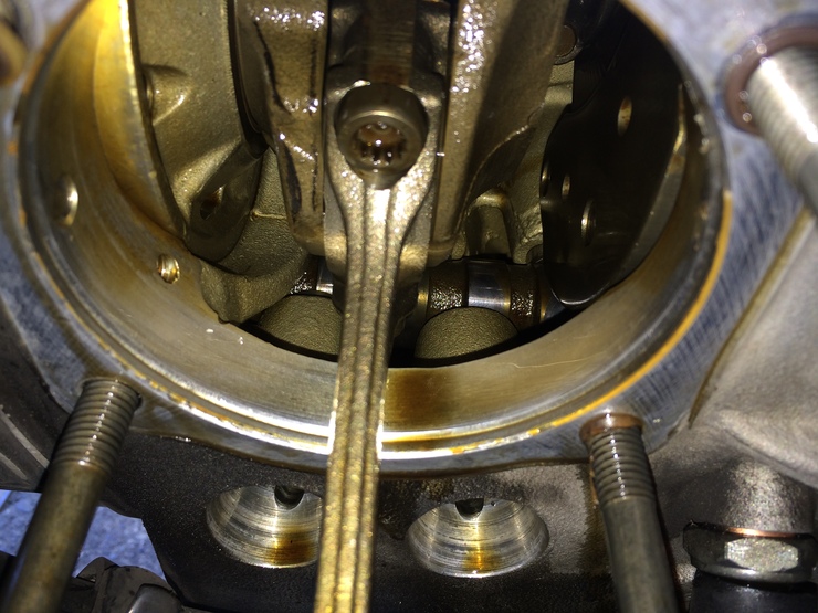 SUSプッシュロッドチューブに : 41歳からの☆BMW R100RS