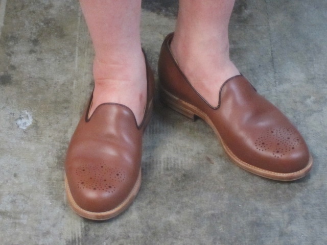 春夏に最適な革靴♪ PUNCHED Slipper 。。。By SANDERS_d0152280_17333871.jpg