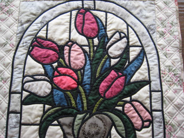 チューリップのタペストリーパッチワークキルト