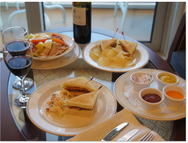 東カリブ海クルーズ(14) ルームサービスとフォーマルナイト_d0210324_7353193.jpg