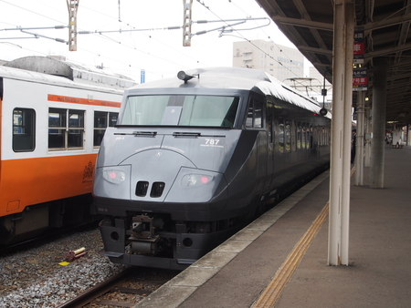 九州二日目、鉄道巡り(^o^)　その1_d0245240_022320.jpg