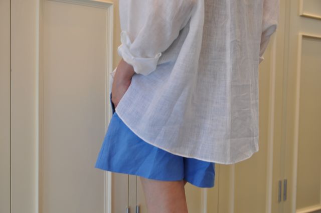 白 と 青 と cacharel._b0110586_2051333.jpg