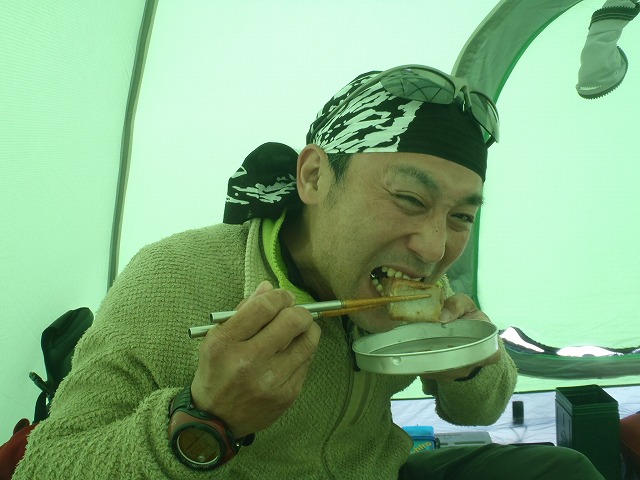 燕岳ハイク 2014.5.14~15 (後半)_c0147398_18432346.jpg
