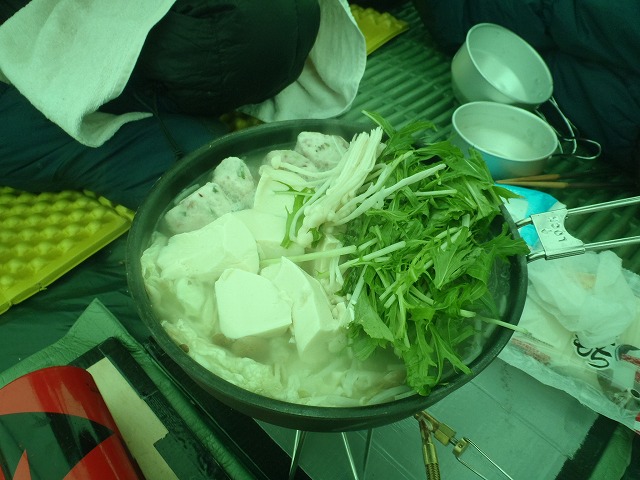 燕岳ハイク 2014.5.14~15 (後半)_c0147398_18434545.jpg