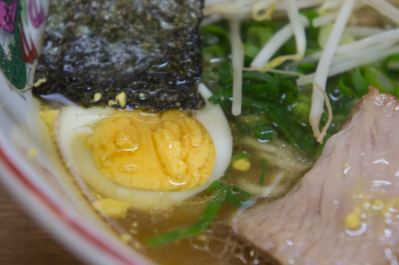 二代目おかだラーメン　再び（というか何回も行ってるけど）_f0165303_018233.jpg