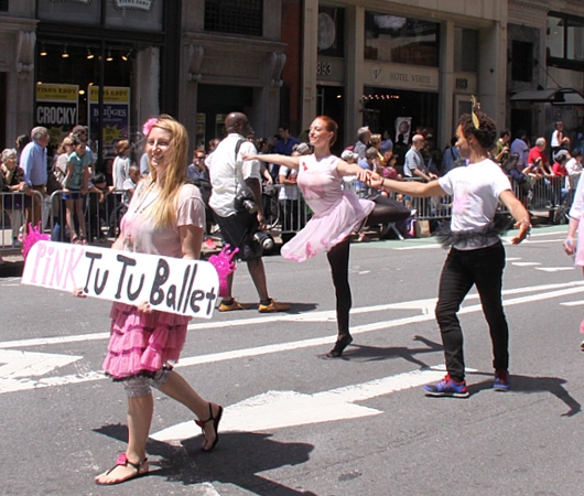 ダンス・パレード　New York Dance Parade 2014_b0007805_0134323.jpg