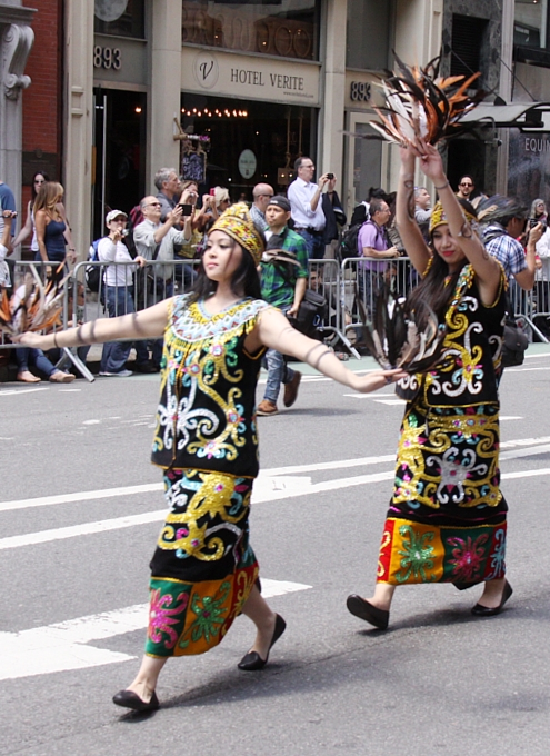 ダンス・パレード　New York Dance Parade 2014_b0007805_017127.jpg