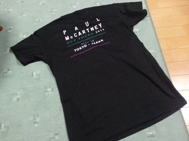PAUL McCARTNEY OUT THER JAPAN TOUR 2014 OFFICIAL GOODS_b0042308_0325219.jpg