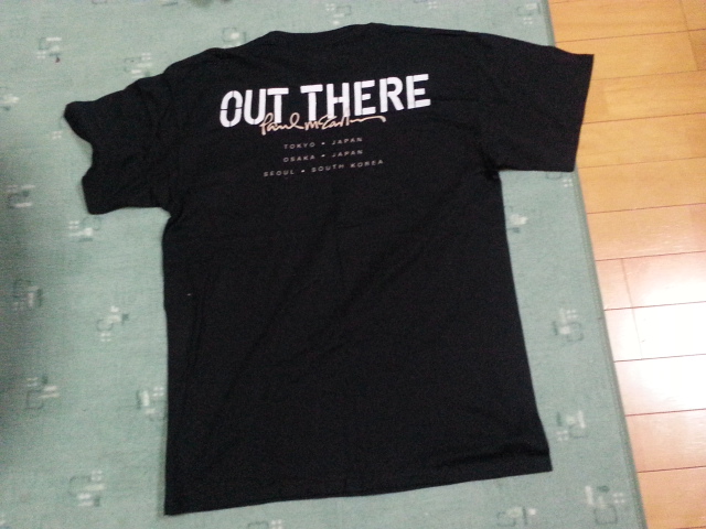 PAUL McCARTNEY OUT THER JAPAN TOUR 2014 OFFICIAL GOODS_b0042308_0342392.jpg
