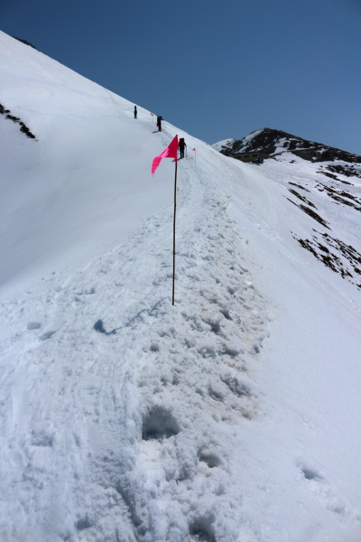 残雪の剱岳を望む_b0244811_2385926.jpg