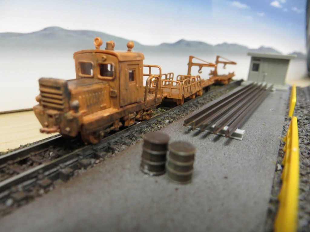 【ケースあり】Nゲージ 鉄道模型保管用ジオラマ 波止場の横をはしる線路 ケースあり】Nゲージ 鉄道模型保管用ジオラマ 波止場の横を