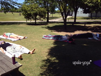 今度はカレーで、Park Yoga & Picnic！_f0222387_17431773.jpg