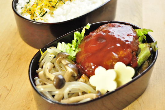 ハンバーグ弁当_b0171098_7435137.jpg