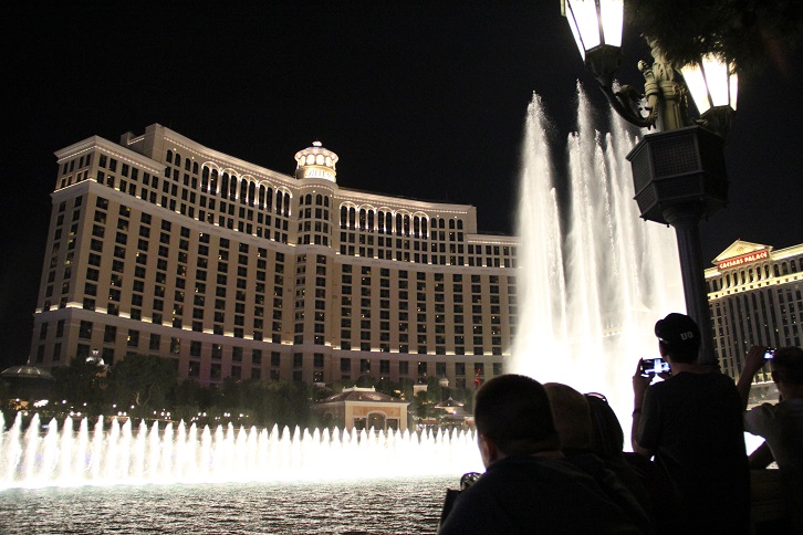 Fountains of Bellagio _d0027320_2295584.jpg