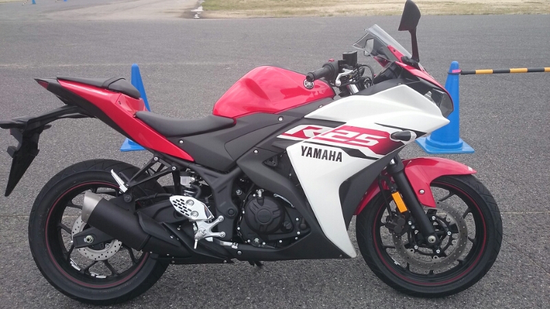 【YAMAHA】YZF-R25  インプレッション_a0245339_1720921.jpg