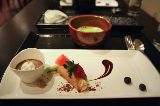 f0041447_0573044.jpg