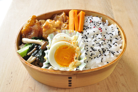 鶏ムネと小松菜のお弁当_b0171098_8263122.jpg