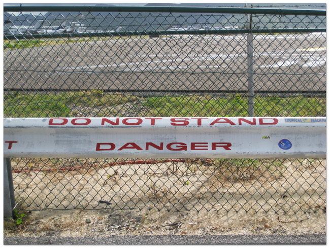 東カリブ海クルーズ(17) 飛行機とビーチのコラボ☆マホ・ビーチ_d0210324_817588.jpg