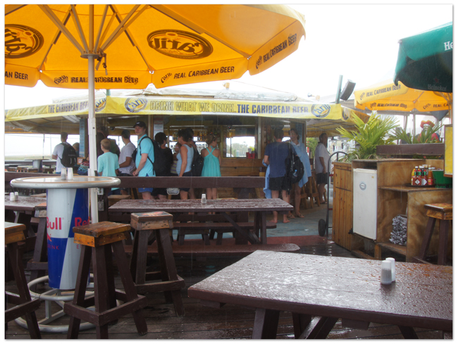 東カリブ海クルーズ(17) 飛行機とビーチのコラボ☆マホ・ビーチ_d0210324_8184376.jpg