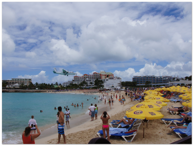 東カリブ海クルーズ(17) 飛行機とビーチのコラボ☆マホ・ビーチ_d0210324_8204692.jpg