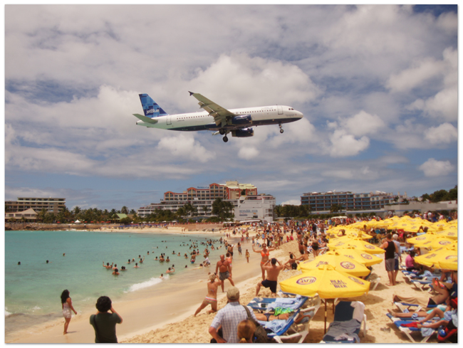 東カリブ海クルーズ(17) 飛行機とビーチのコラボ☆マホ・ビーチ_d0210324_8214422.jpg